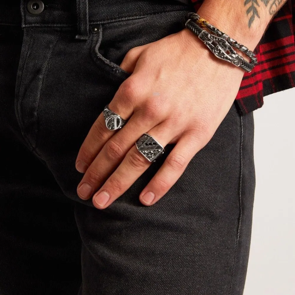 Discount Zancan Silver Ring With Black Stones. Bagues