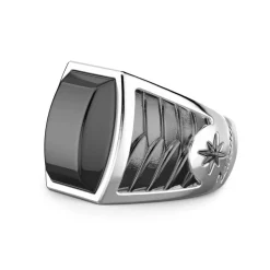 Hot Zancan Silver Ring With Onyx. Bagues